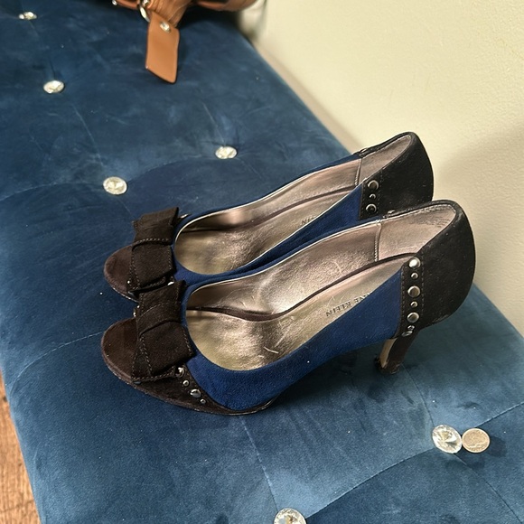 Anne Klein Navy/Black open toe pumps with silver studs (worn 5 times) - Picture 2 of 5